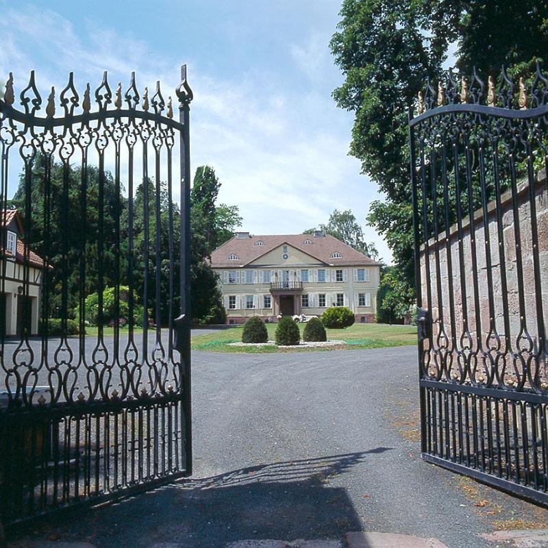Kavaliershaus/schloss Hotel 4*